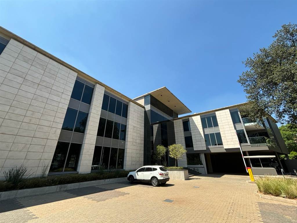 3514  m² Commercial space in Rosebank photo number 3