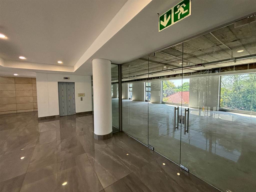 3514  m² Commercial space in Rosebank photo number 17