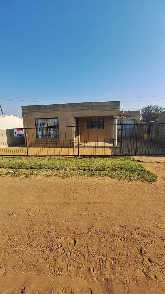 3 Bed House in Sebokeng photo number 14
