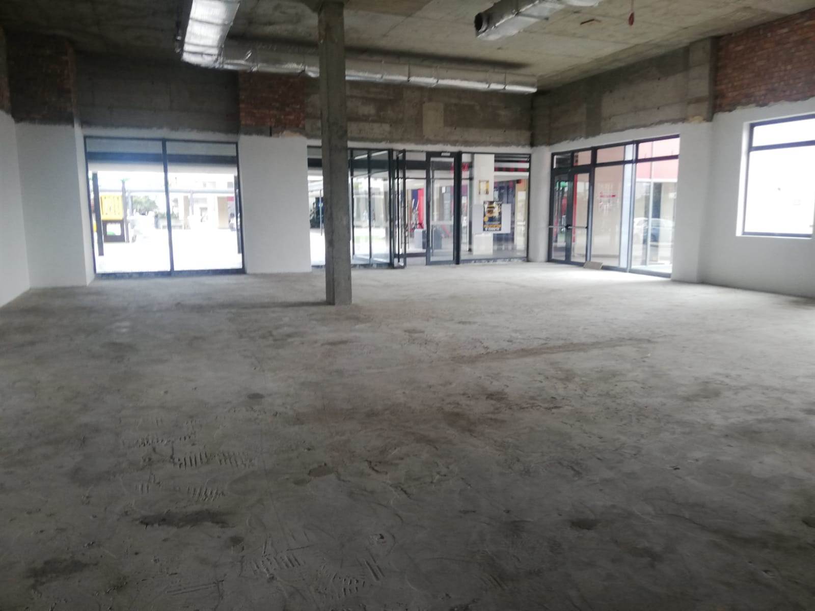 696  m² Retail Space in Milnerton Central photo number 11