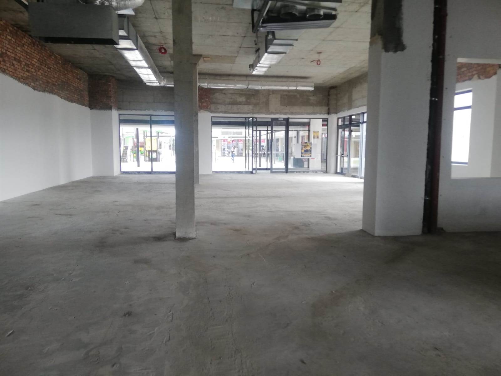 696  m² Retail Space in Milnerton Central photo number 7