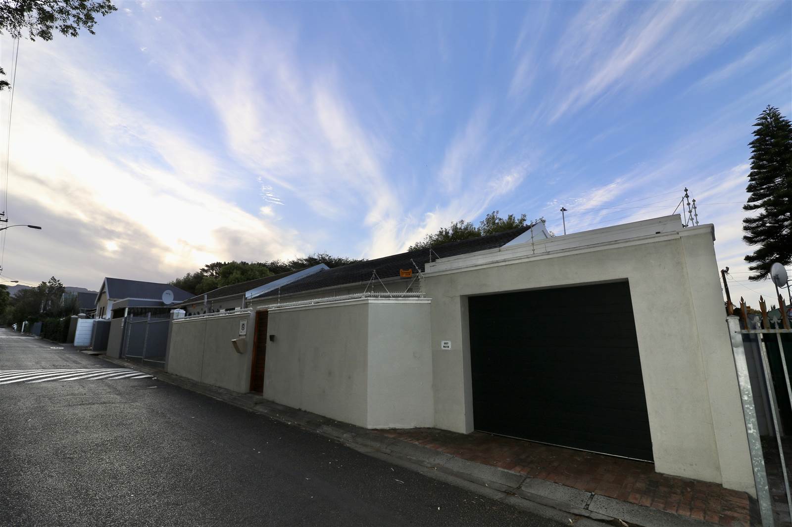 3 Bed House in Wynberg photo number 2