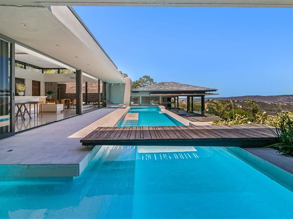 5 Bedroom House 5 Bedroom House