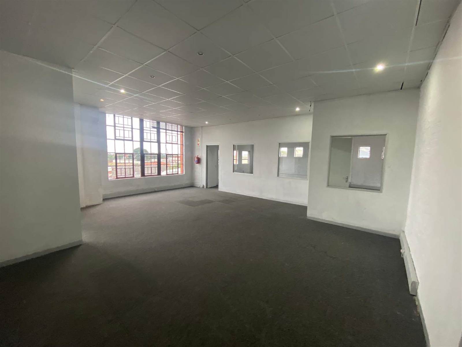 518  m² Commercial space in Westmead photo number 13