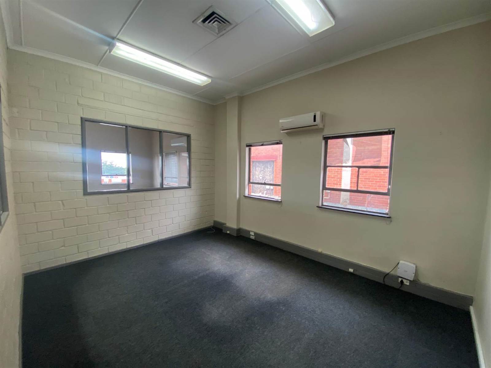 518  m² Commercial space in Westmead photo number 30