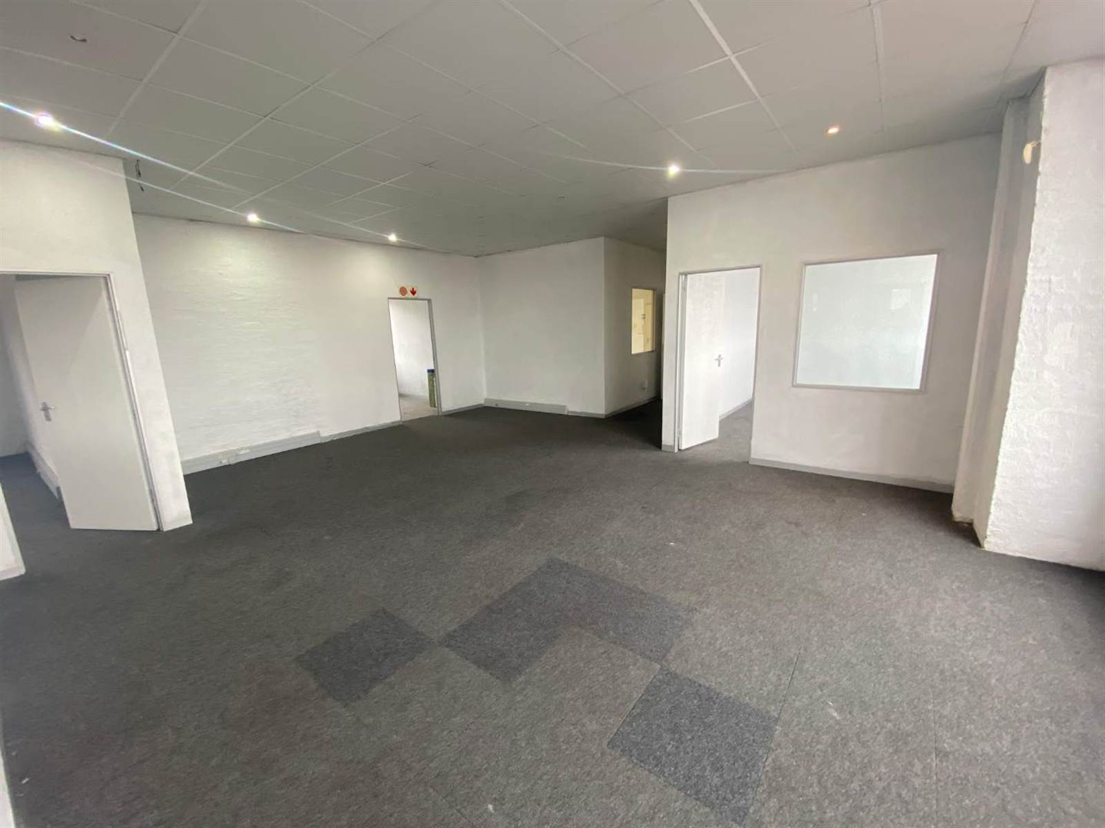 518  m² Commercial space in Westmead photo number 18