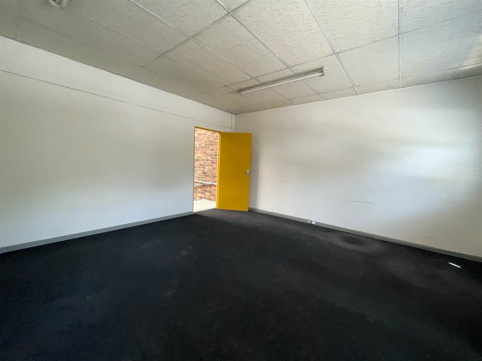 271  m² Commercial space in Eastgate photo number 7