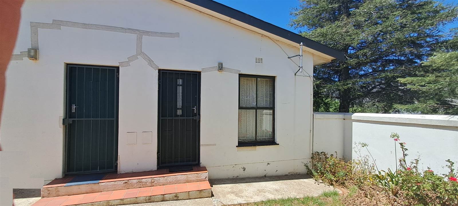 1 Bed Apartment in Villiersdorp photo number 2