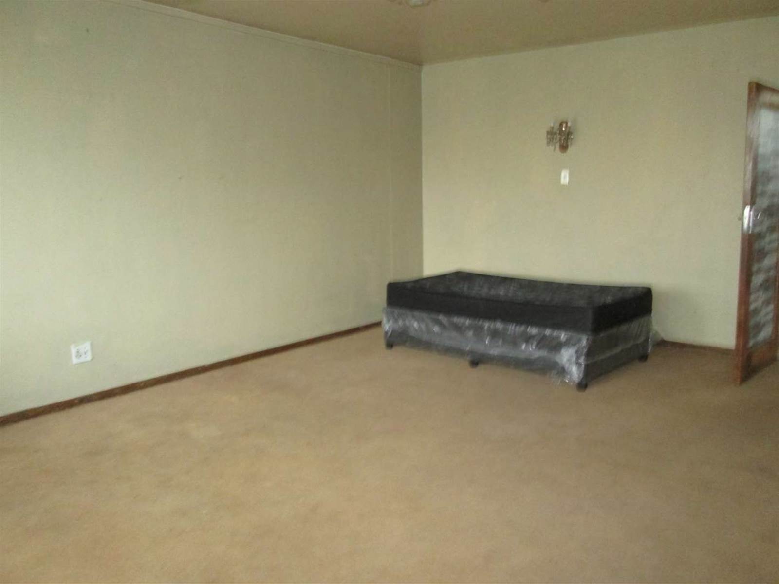 2.5 Bed Apartment in Pretoria Central photo number 17