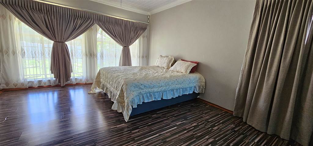 4 Bed House in Sonlandpark photo number 12