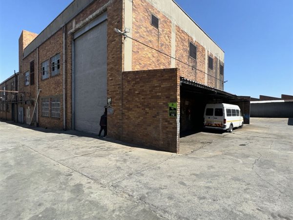 450  m² Industrial space