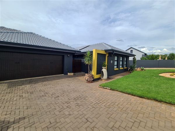 3 Bedroom House 3 Bedroom House