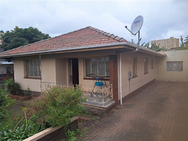 3 Bedroom House 3 Bedroom House