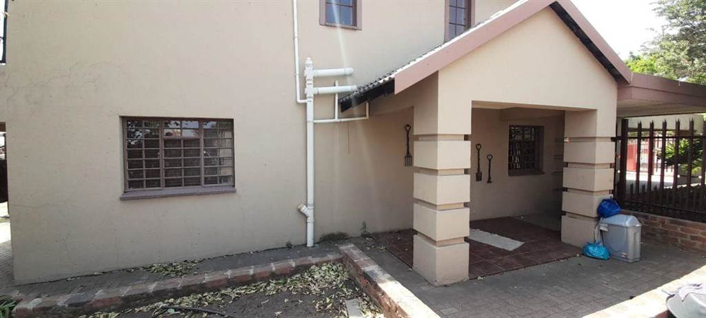 House in Secunda photo number 25