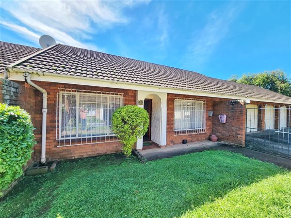 2 Bedroom Simplex 2 Bedroom Simplex