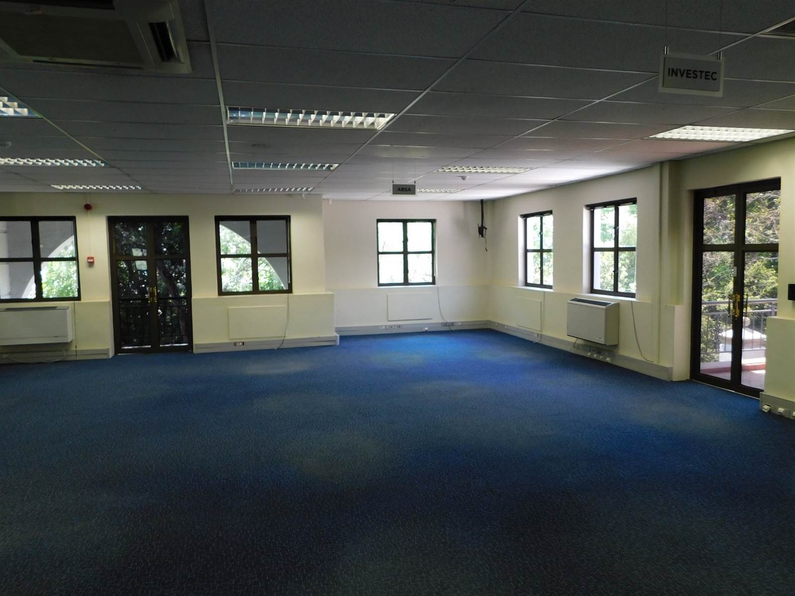 1083  m² Commercial space in Hyde Park photo number 14