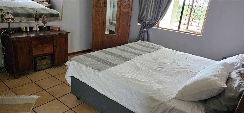 4 Bed House in Empangeni Central photo number 15