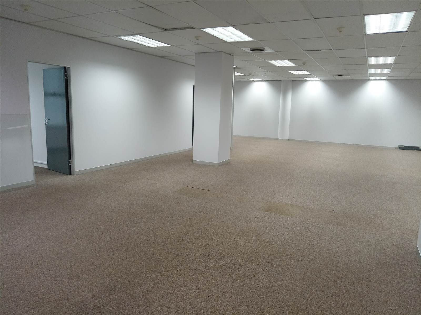 3960  m² Commercial space in Pinetown Central photo number 5
