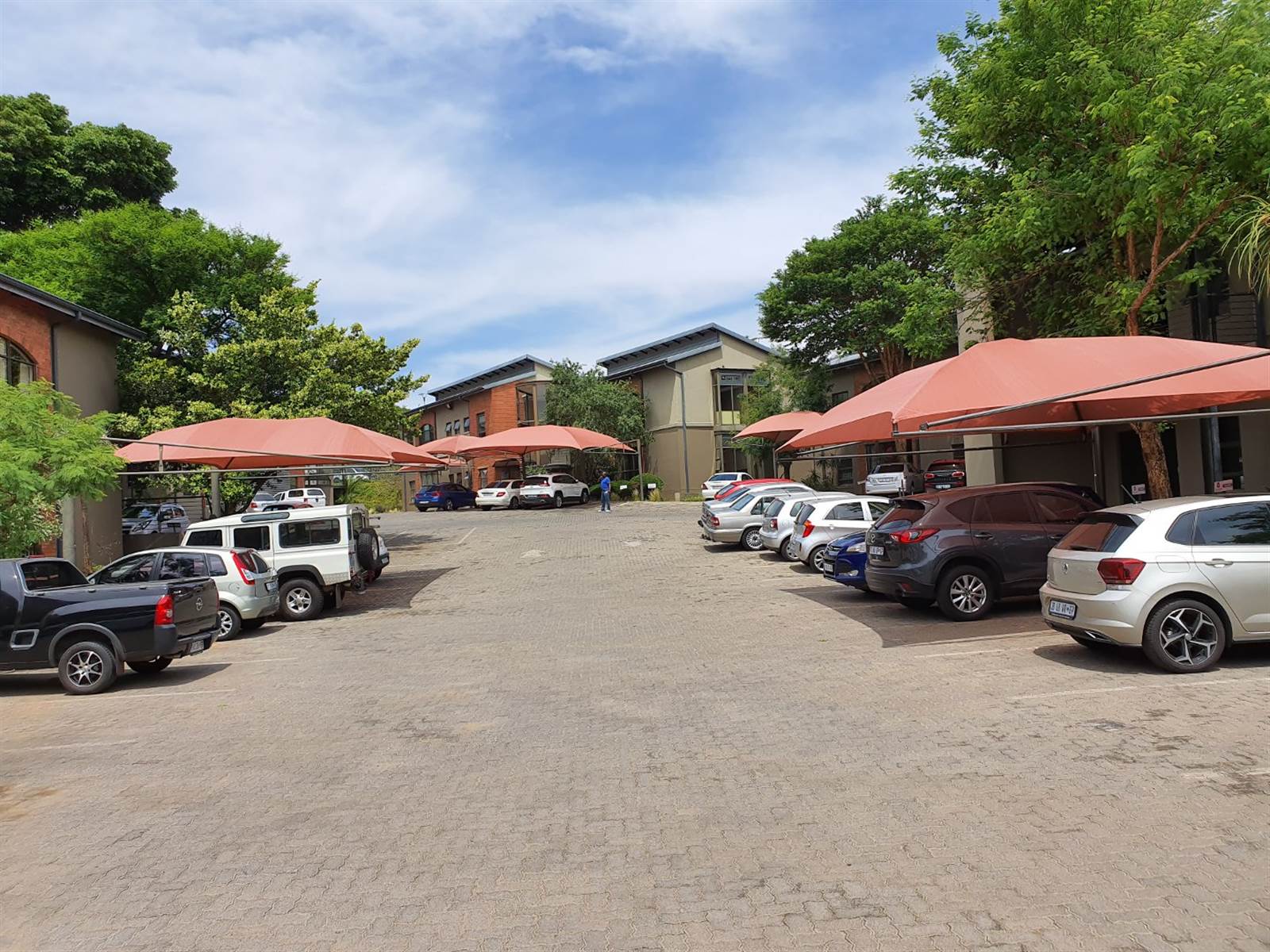 155  m² Commercial space in Randpark Ridge photo number 17