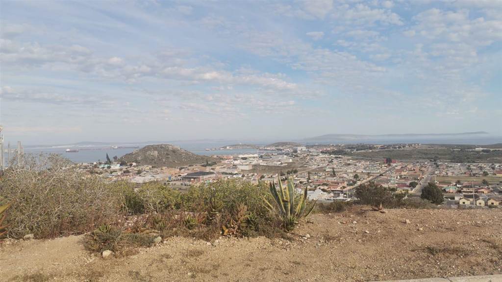 985 m² Land available in Saldanha photo number 1