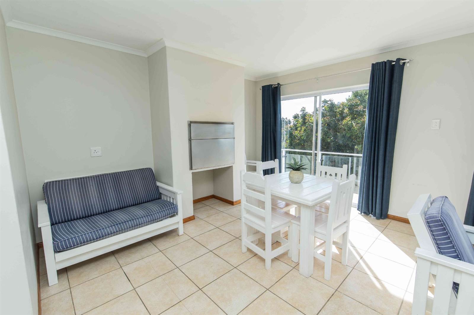 22 Bed Apartment in Jeffreys Bay photo number 14