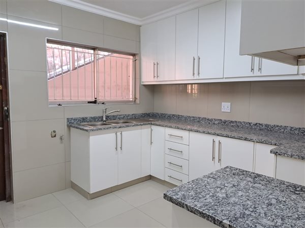 3.5 Bed Apartment