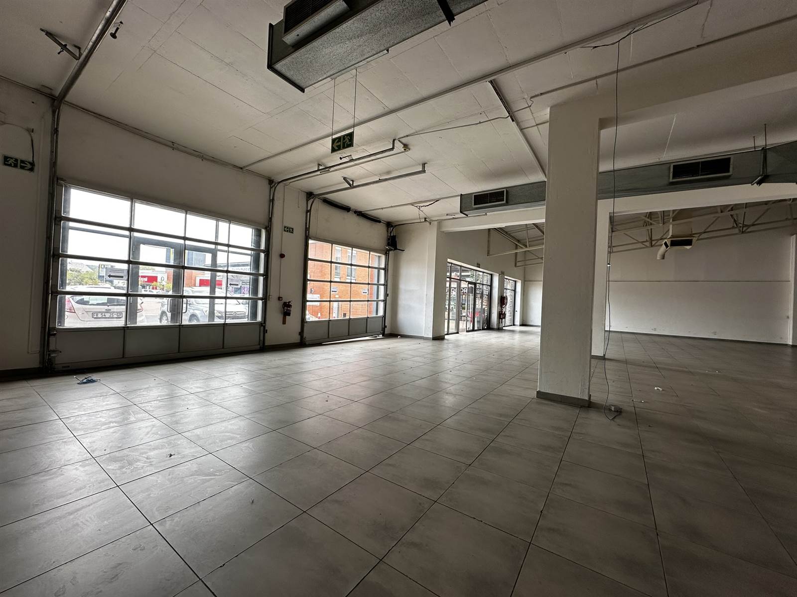 566  m² Commercial space in Rivonia photo number 1