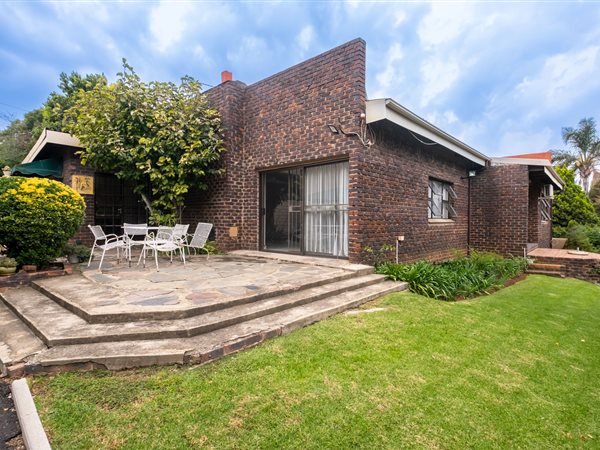 3 Bed House in Waterval Estate