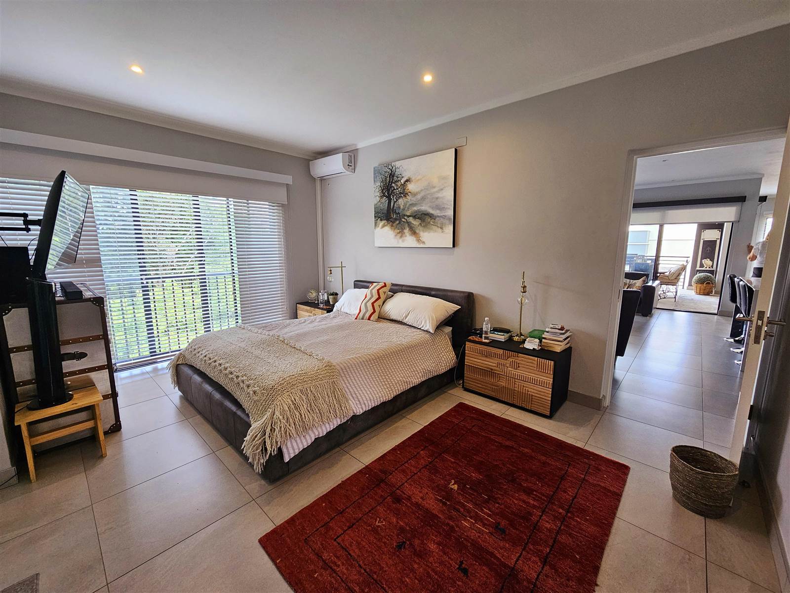 3 Bed Penthouse in Waterkloof photo number 11