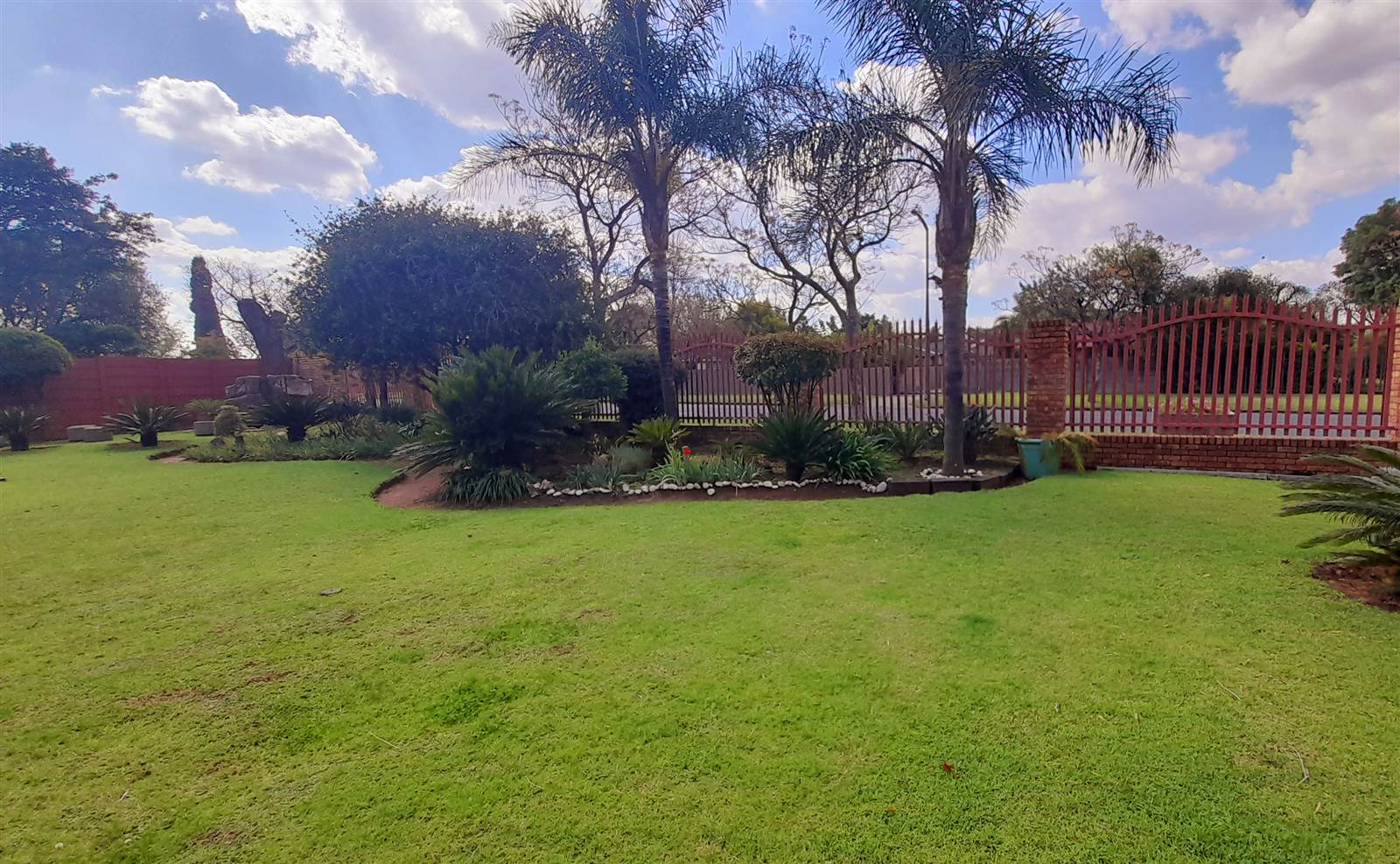 4 Bed House in Impala Park photo number 4