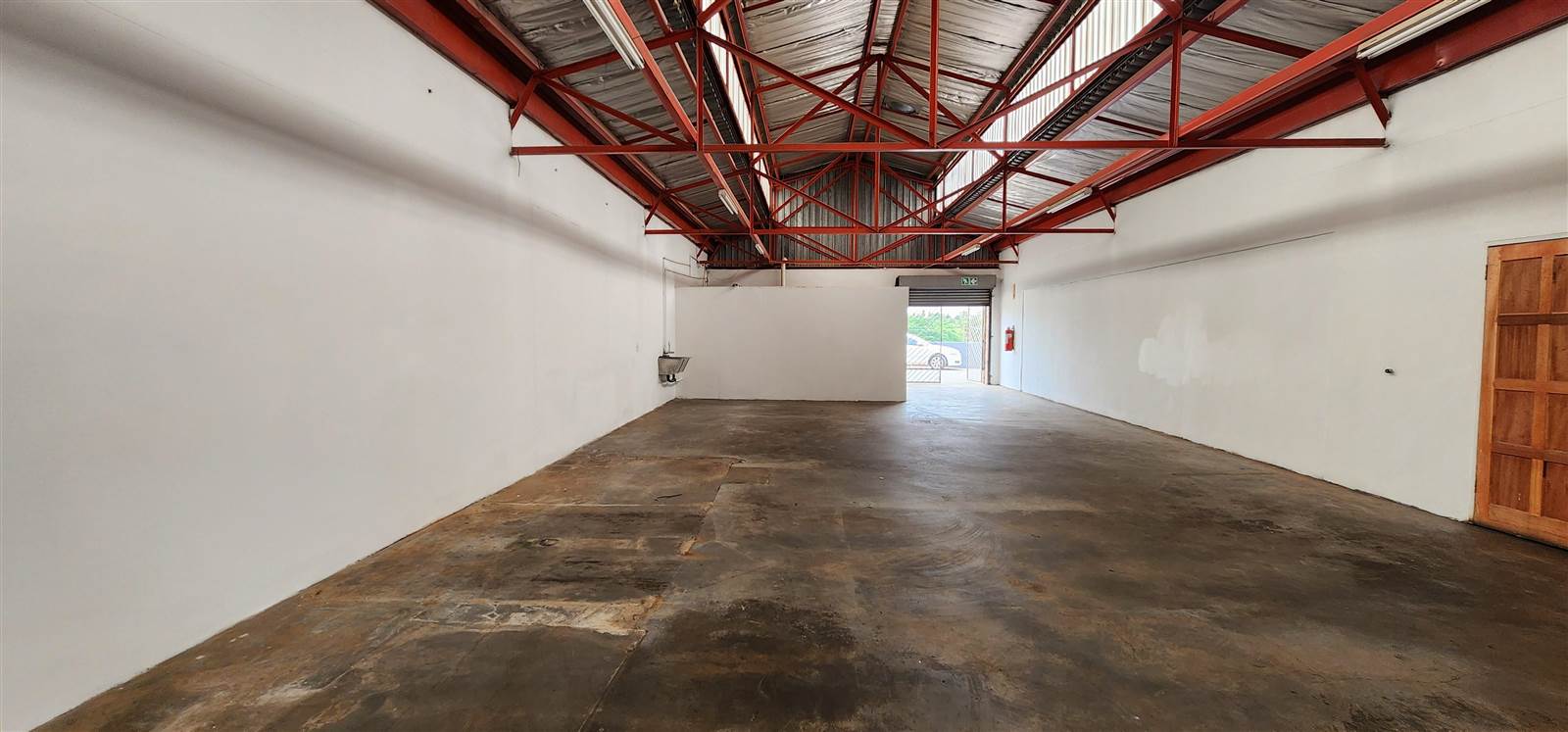 168  m² Commercial space in Laudium photo number 5