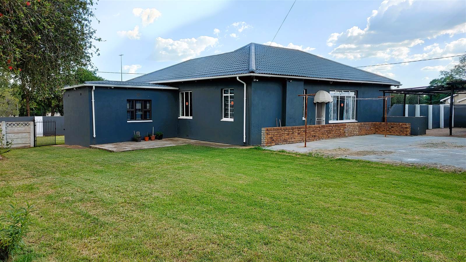 4 Bed House in Northmead photo number 3