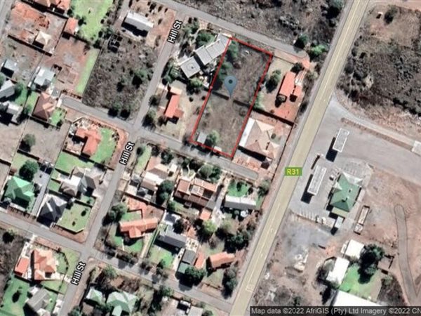 3 100 m² Land