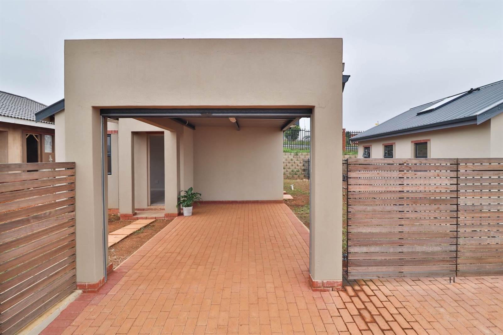 2 Bed House in Pietermaritzburg Central photo number 5