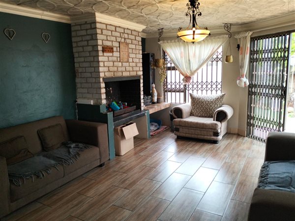 3 Bedroom House 3 Bedroom House