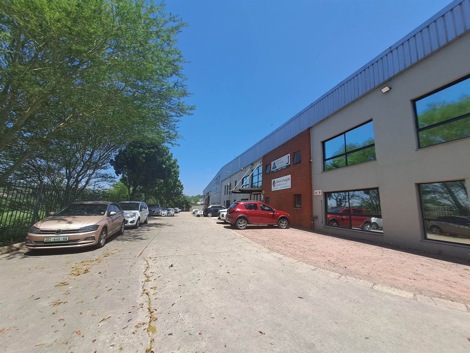 752  m² Industrial space in Newlands East photo number 2