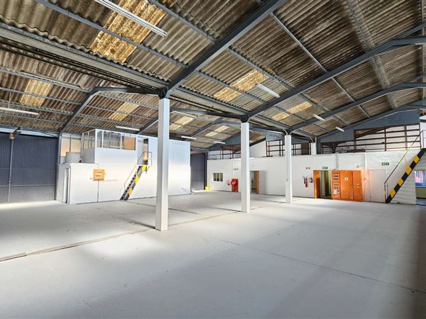 700  m² Industrial space in Epping
