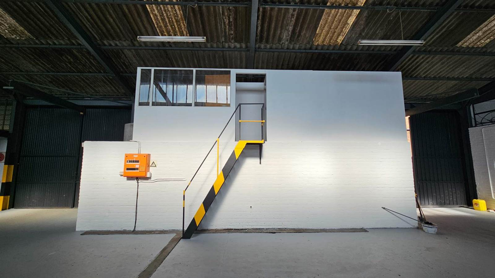 700  m² Industrial space in Epping photo number 22