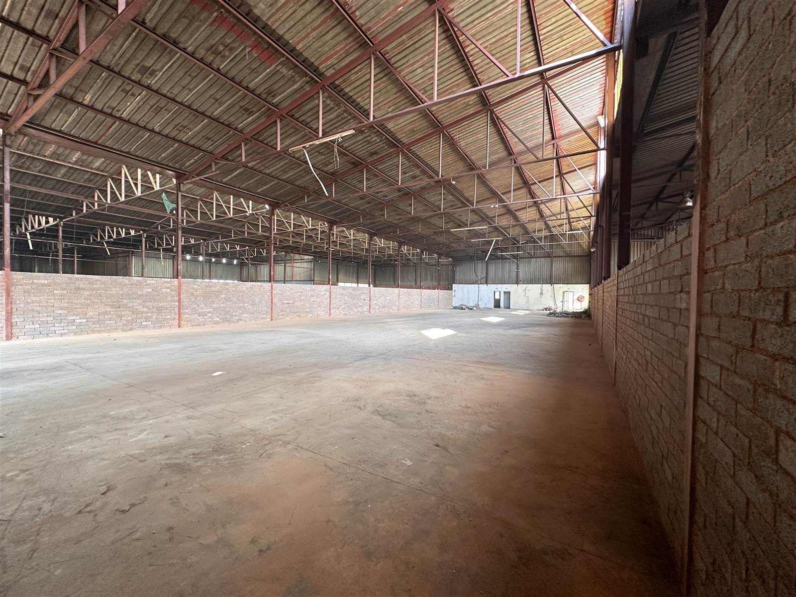 700  m² Industrial space in Wadeville photo number 4