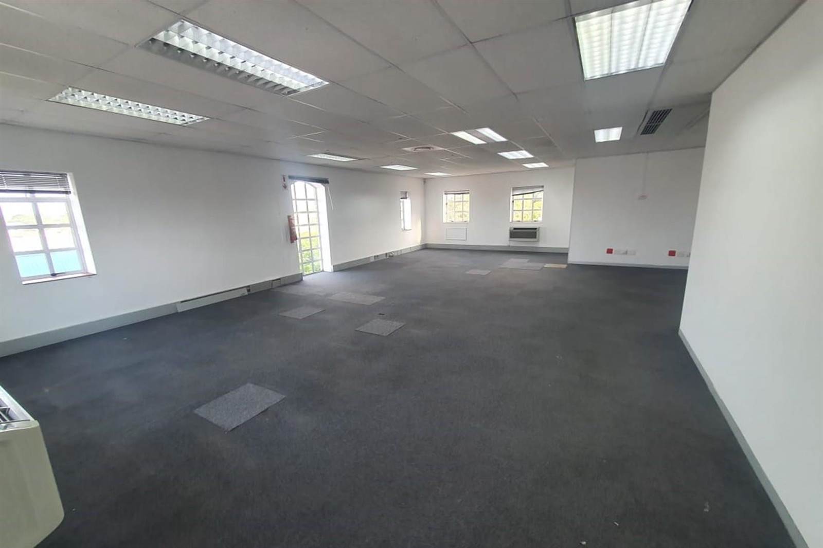 430  m² Commercial space in Newton Park photo number 6