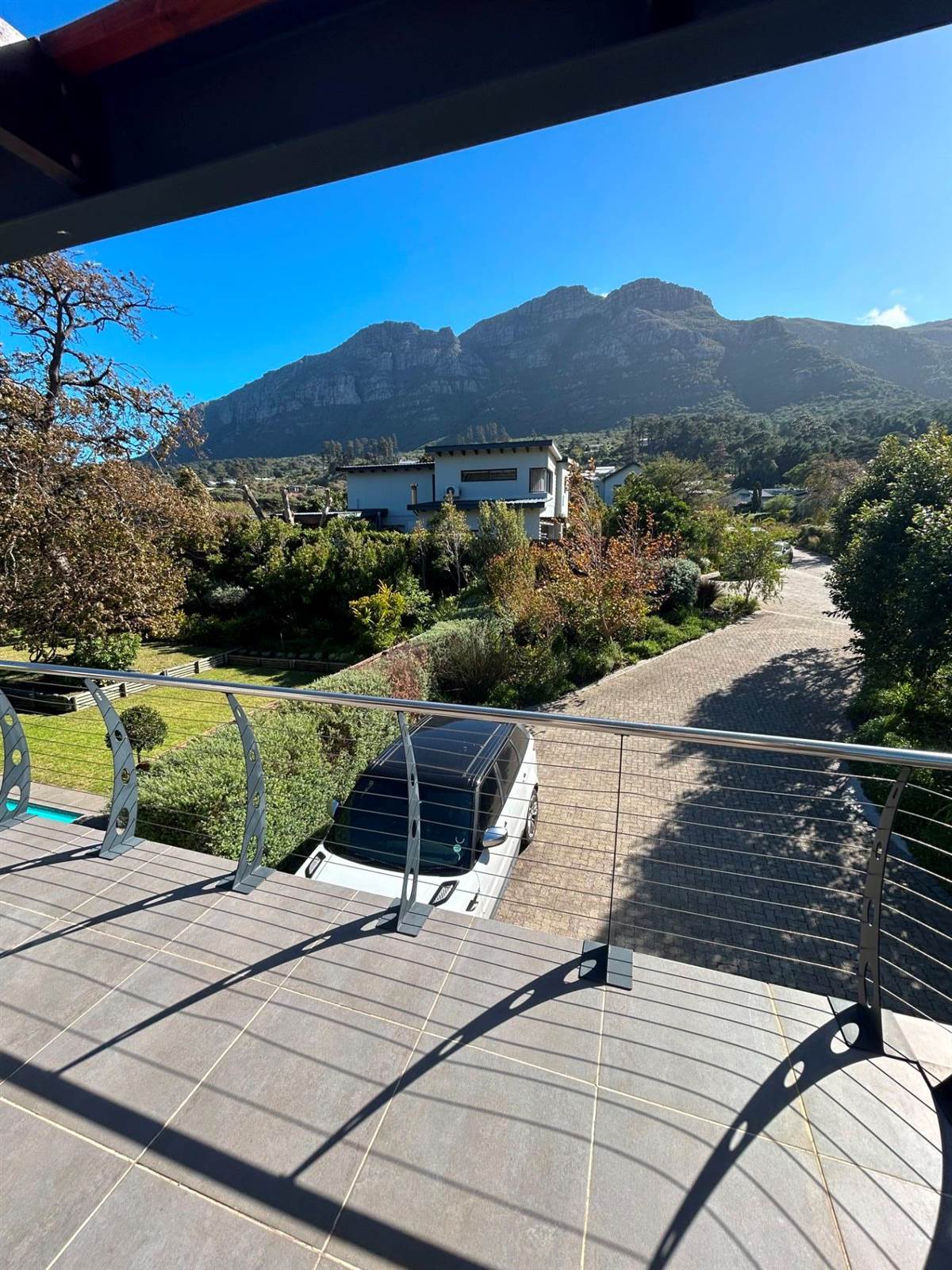 3 Bed House in Hout Bay and surrounds photo number 8