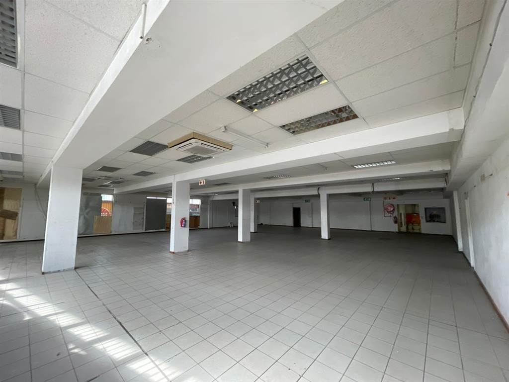 4861  m² Industrial space in Goodwood photo number 2