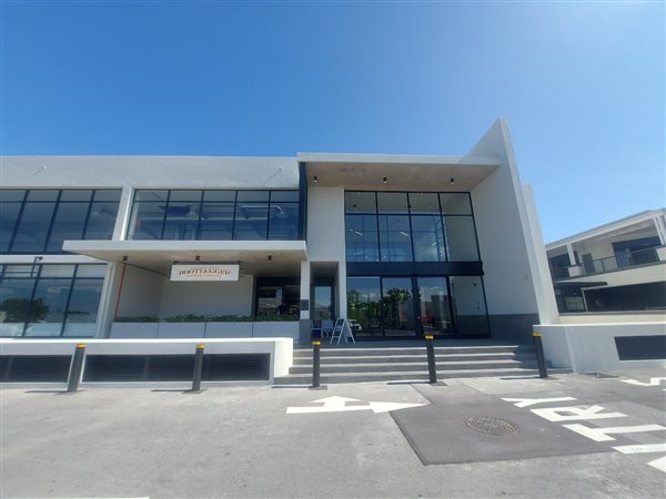 75  m² Commercial space