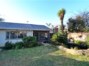 4 Bed House in Klopperpark