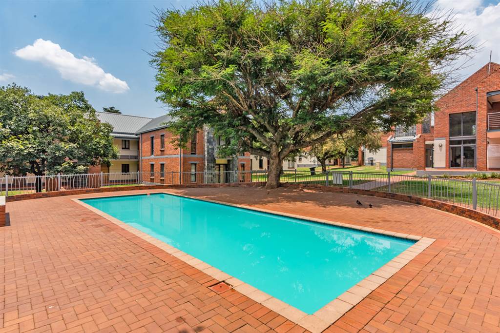2 Bed Apartment in Auckland Park photo number 14