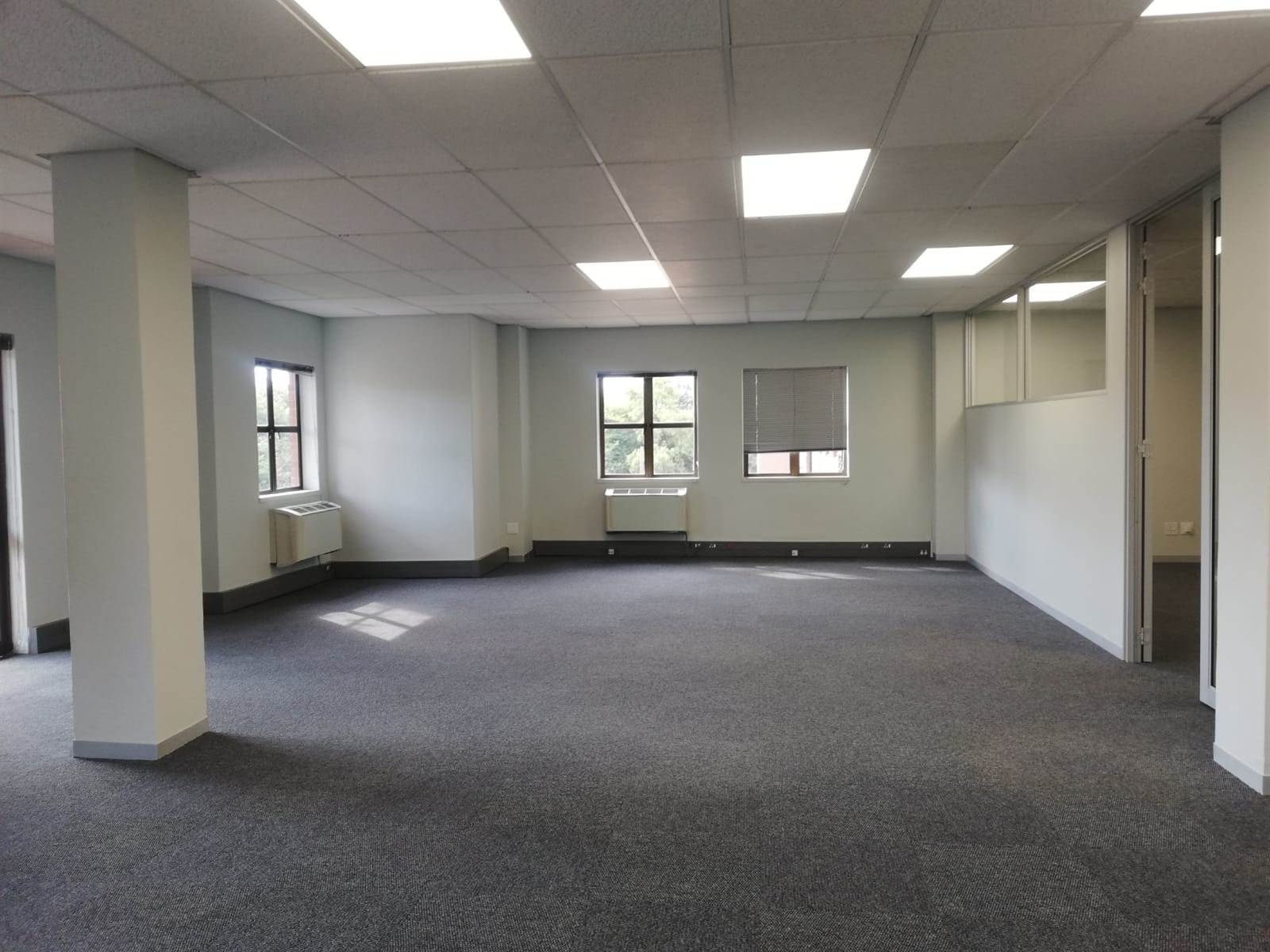 843.1  m² Commercial space in Woodmead photo number 23