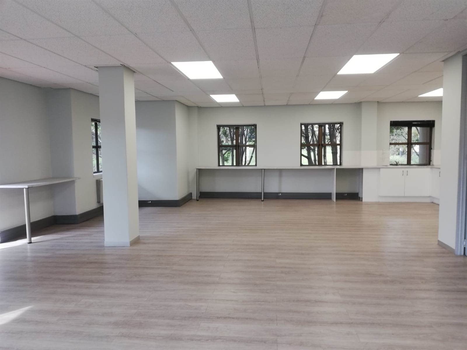 843.1  m² Commercial space in Woodmead photo number 27