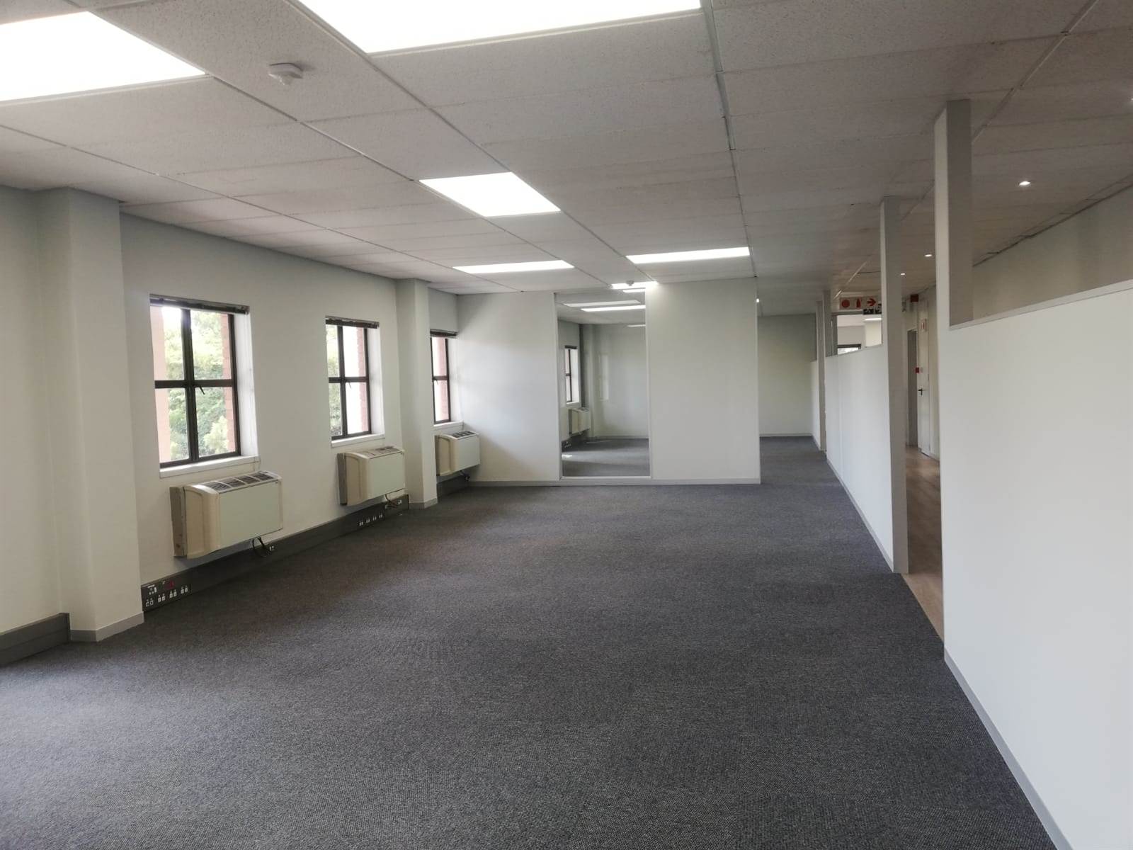 843.1  m² Commercial space in Woodmead photo number 15