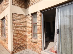 2 Bed Townhouse in Bonanne