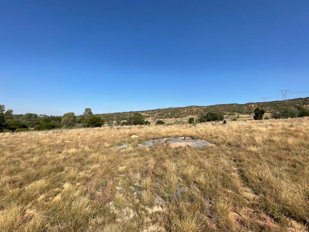 11 ha Land available in Zwavelpoort photo number 6